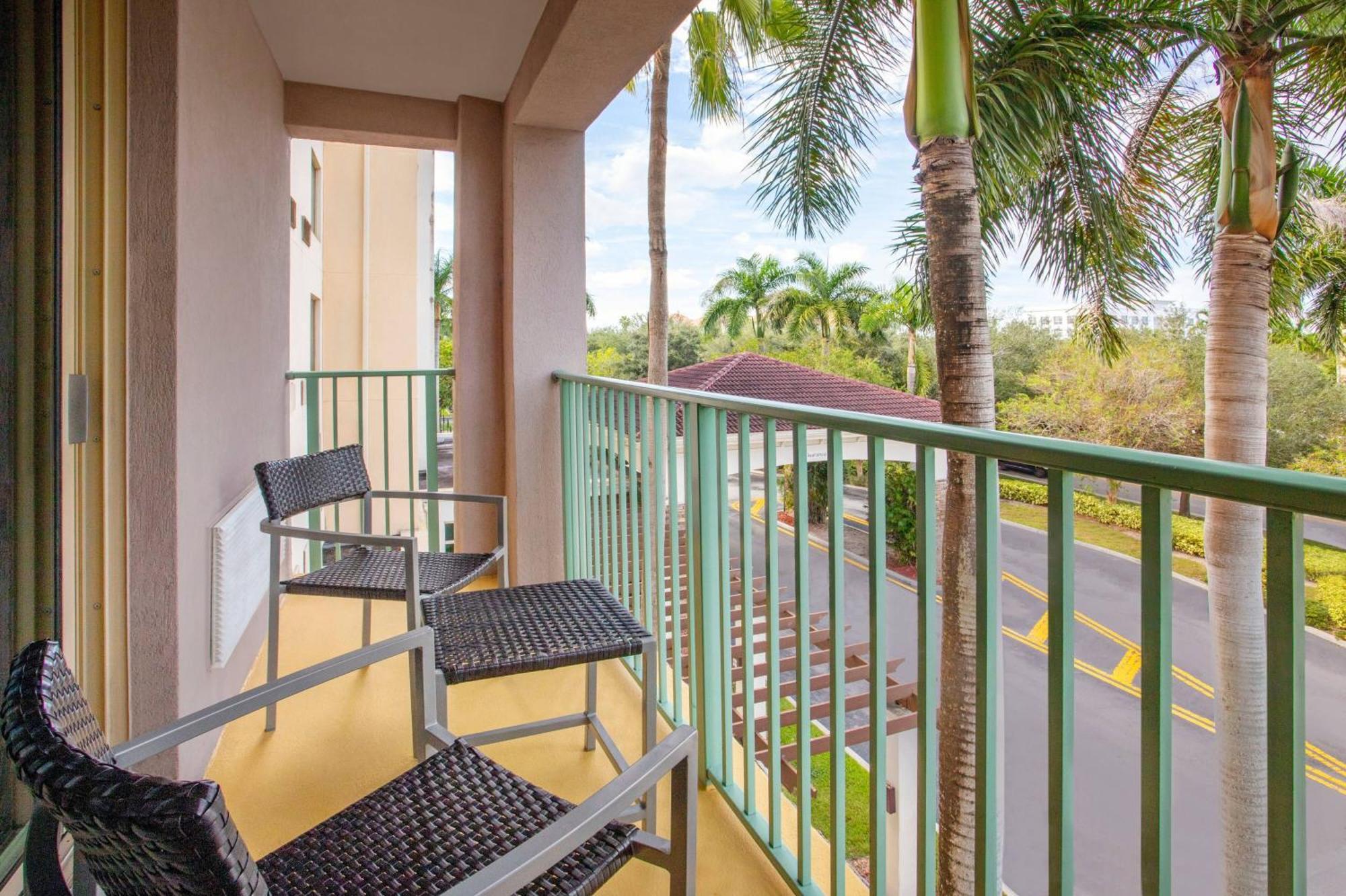 Courtyard Fort Lauderdale Sw Miramar Exterior photo